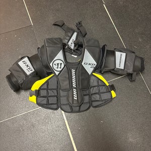 Small / Medium Warrior Ritual XP Goalie Chest Protector (Used)