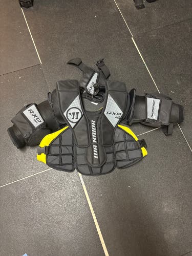 Small / Medium Warrior Ritual XP Goalie Chest Protector (Used)