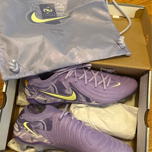 Purple Men's Size M 11.5 (W 12.5) Nike Phantom GX Cleats (New)