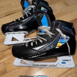 True TF7 Hockey Goalie Skates Regular Width 7.5 (Used)