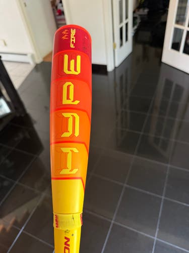 Easton Hype Fire Composite USABat Certified Bat (-11) 17 oz 28" (Used)