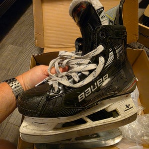 Bauer Vapor X Shift Pro Hockey Skates Size 5 (Used)