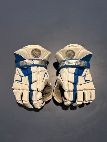 Maverik M4 Lacrosse Gloves: Blue/White