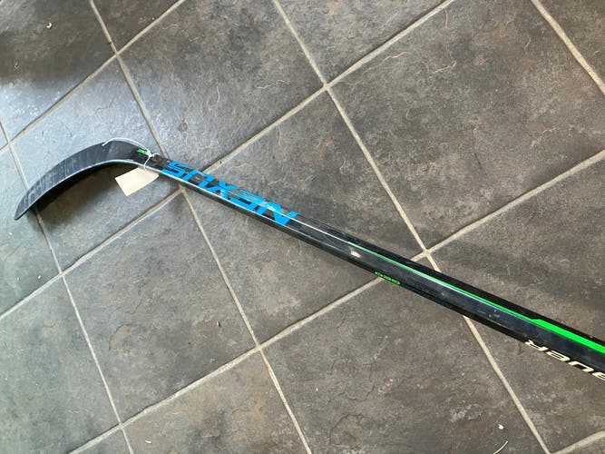 Senior Bauer Nexus Geo Hockey Stick Right Handed P88 (Used)