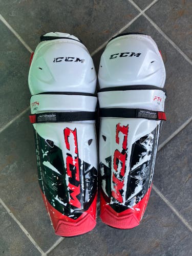 Intermediate CCM JetSpeed FT4 Shin Pads 13" (Used)
