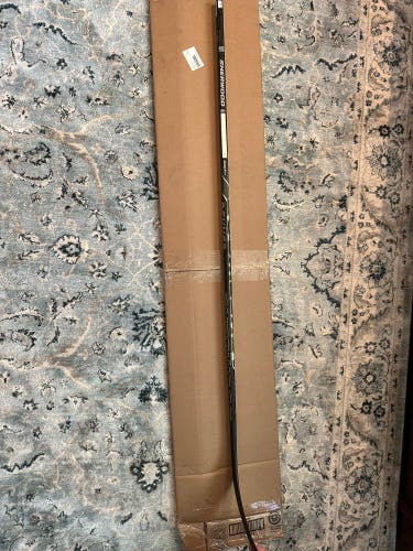 Junior Sher-Wood Rekker Morph Pro Right Handed Hockey Stick P28 Pro Stock (New)