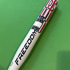 White 2022 Worth Freedom Bat (-8) Composite 26 oz 34"