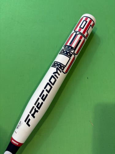 White 2022 Worth Freedom Bat (-8) Composite 26 oz 34"