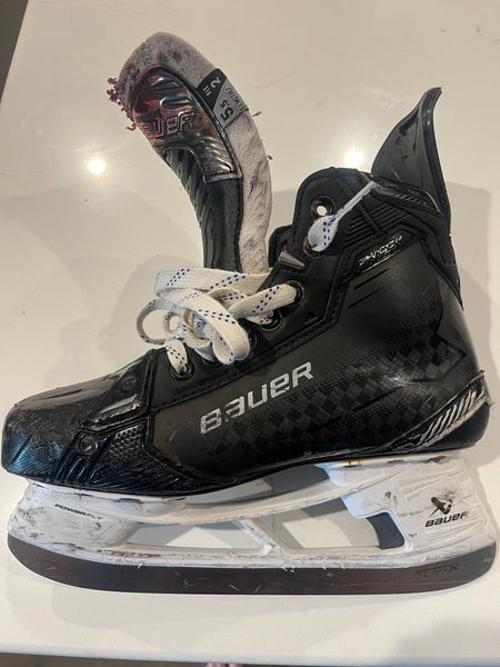 2024 Bauer Supreme Shadow Hockey Skates Size 5.5 (Used)