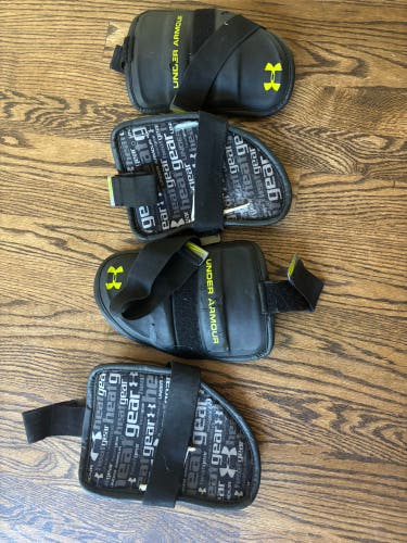 Large Youth Under Armour Arm Pads (Used)