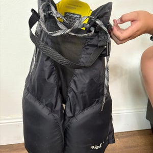 Youth Large Bauer Supreme S170 Hockey Pants (Used)