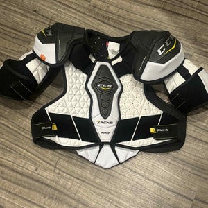 CCM Tacks Pro Hockey Shoulder Pads, Size Senior Large