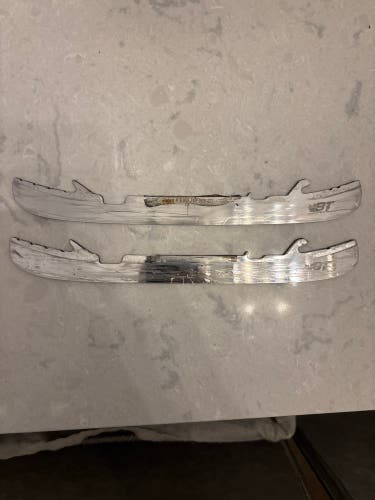BladeTech Flex Force Steel Blades 221 mm (Used)