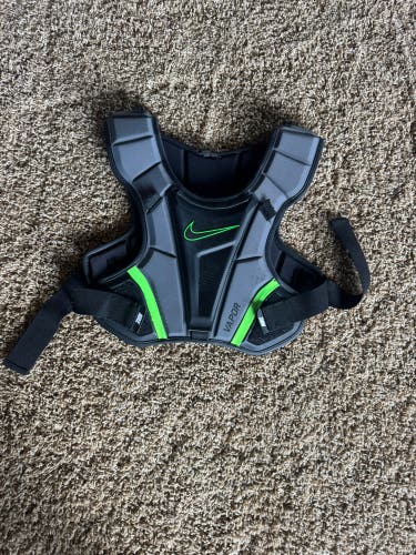 Medium Adult Nike Vapor Shoulder Pads (Used)