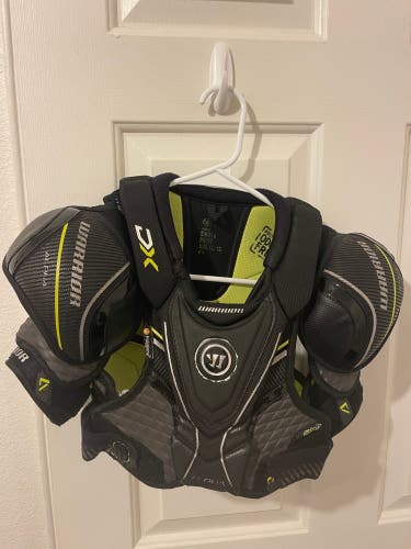 Small Junior Warrior Alpha DX Shoulder Pads (Used)