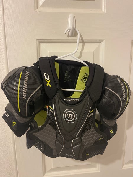 Small Junior Warrior Alpha DX Shoulder Pads (Used)
