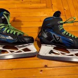 Bauer GSX Hockey Goalie Skates Regular Width Size 2 (Used)