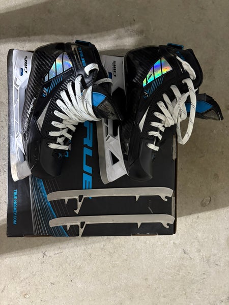 True TF9 Hockey Goalie Skates Regular Width 7.5 (Used)