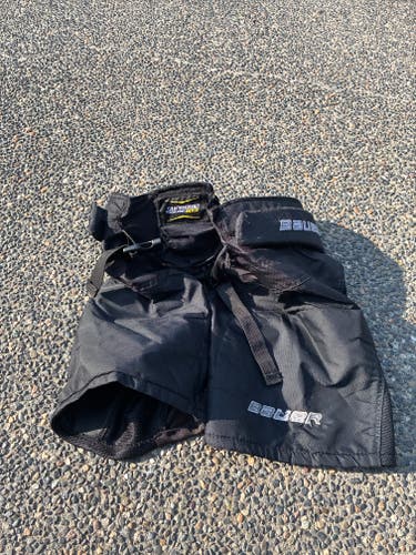 Medium Bauer Supreme Girdle Shells (Used)