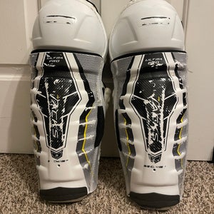 Senior CCM Ultra Pro 15" Shin Pads Pro Stock (Used)