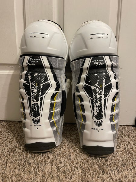 Senior CCM Ultra Pro 15" Shin Pads Pro Stock (Used)