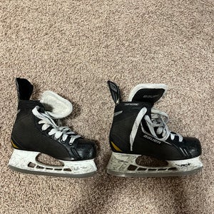 Bauer Supreme One.4 Hockey Skates Size 5 (Used)