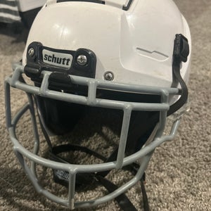 Medium Youth Schutt F7 Helmet (New)