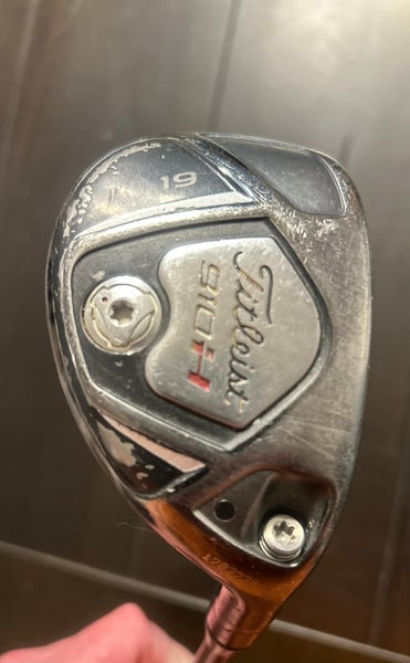 RH Titleist 910h 3-hybrid