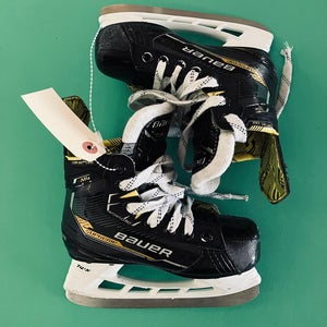 Youth Bauer Supreme M4 Hockey Skates Regular Width 11.5 (Used)