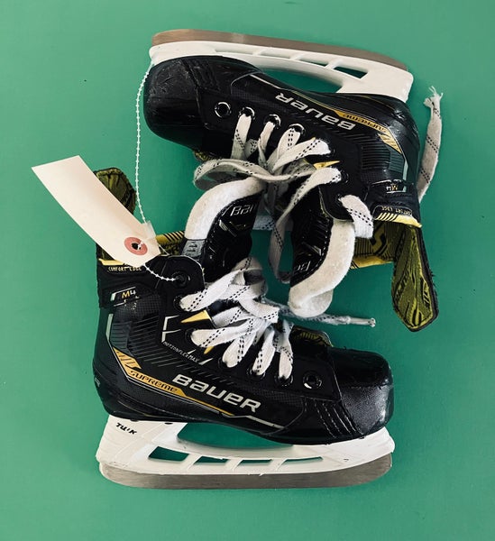 Youth Bauer Supreme M4 Hockey Skates Regular Width 11.5 (Used)