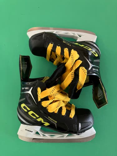 Youth CCM Tacks XF 80 Hockey Skates |Size 12 (Used)
