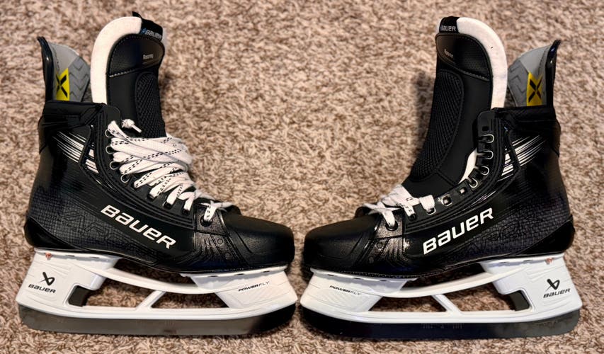 2025 Bauer Vapor Hyperlite 2 Hockey Skates Regular Width Pro Stock 8.5 (New)