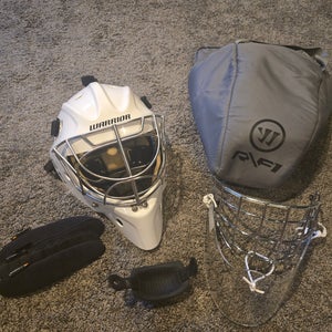 Senior Medium Warrior R/F1 Goalie Mask (Used)