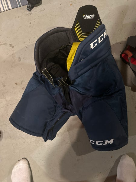 Intermediate Small CCM Tacks 5092 Hockey Pants (Used)