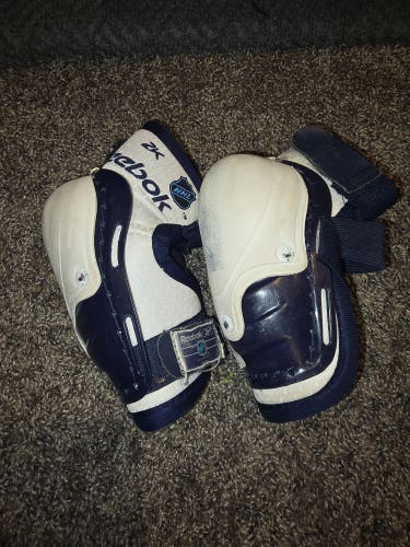 Junior Small Reebok 2k Elbow Pads (Used)