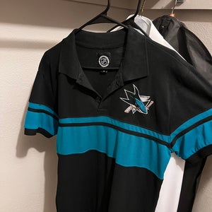 Black Medium Adult Unisex Shirt (Used)