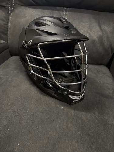 Used Matte Black Cascade R Helmet