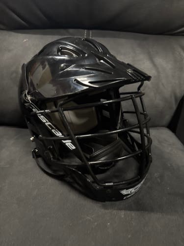 Used CASCADE CLH2 LACROSSE HELMET Black S/M
