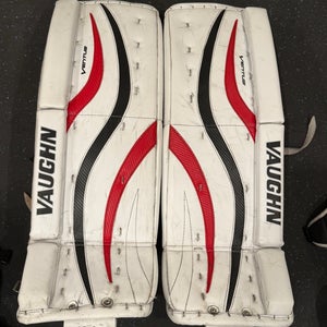 28" Vaughn Ventus LT68 Goalie Leg Pads (Used)