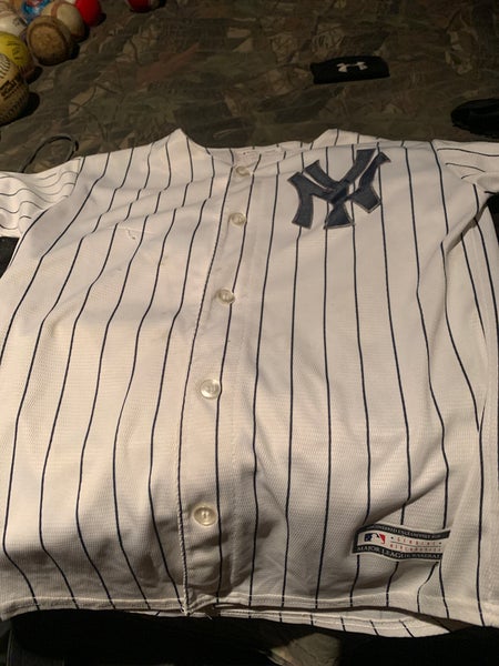 (Used) Youth Medium 10/12 NY Judge 99 Jersey