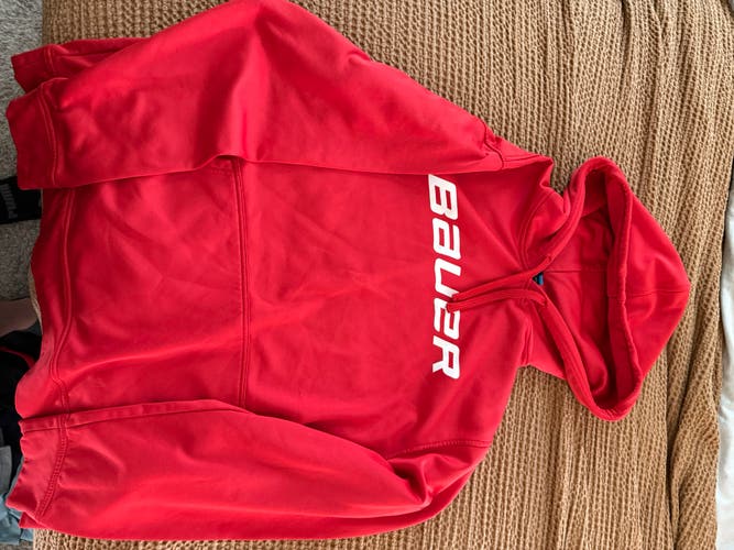 Red Men's XL Bauer Sweatshirt (Used)