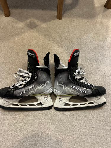 Bauer Vapor Hyperlite Skates 6.5 Fit 2