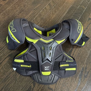 Medium Junior CCM Tacks XF 80 Shoulder Pads (Used 3x)