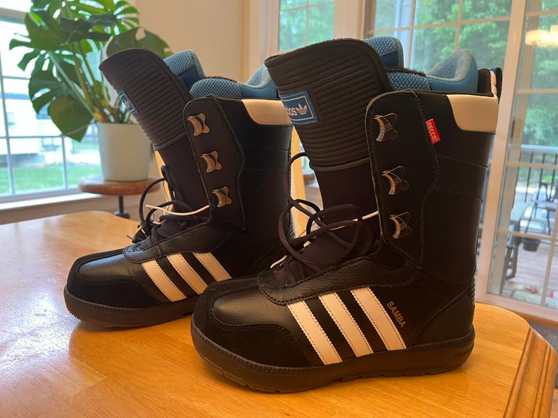 Men's Size M 9.5 (W 10.5) Adidas samba Snowboard Boots Medium Flex (Used) |  SidelineSwap | Buy and Sell on SidelineSwap