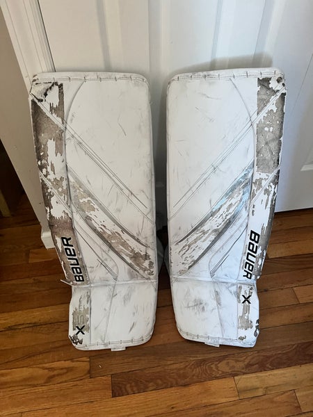 31" 2024 Bauer Vapor X5 Pro Goalie Leg Pads (Used)