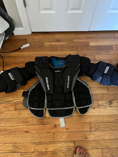 Large/Extra Large Bauer GSX Goalie Chest Protector (Used)