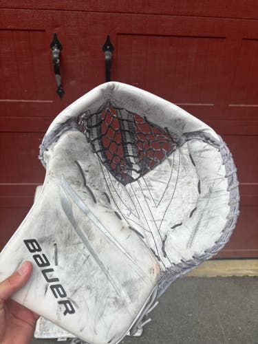Small 2023 Bauer Vapor Hyperlite 2 Goalie Leg Pads and Gloves (used)