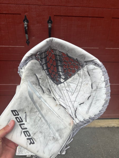 Small 2023 Bauer Vapor Hyperlite 2 Goalie Leg Pads and Gloves (used)