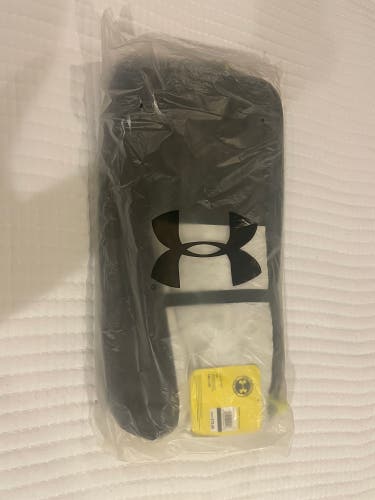 BNWT Under Armour Women’s Lacrosse Travel Bag