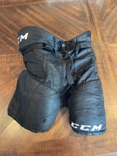Youth Large CCM Hockey Pants (Used)